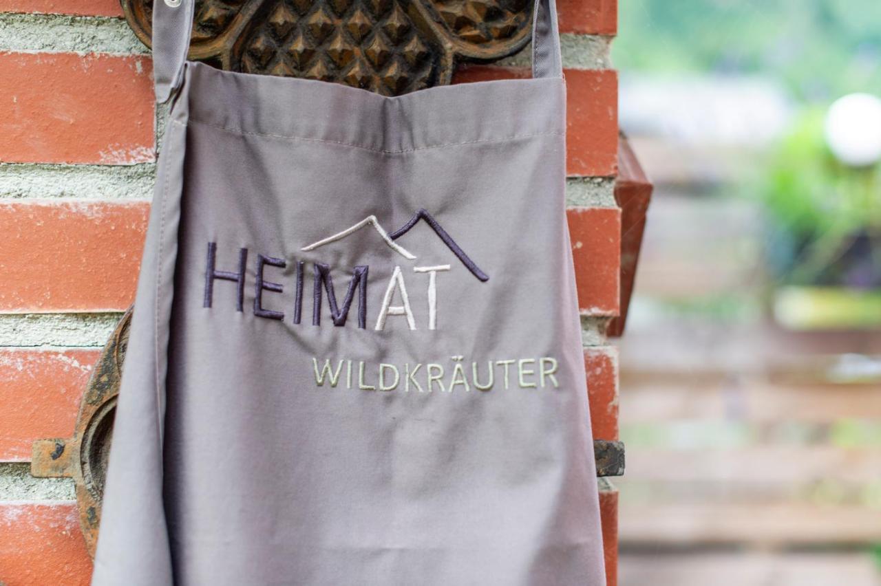 Heimat - Das Natur Resort Pragraten Exterior photo
